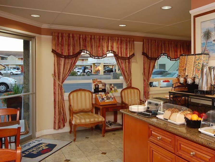 Hotel Western Tradewinds 3*