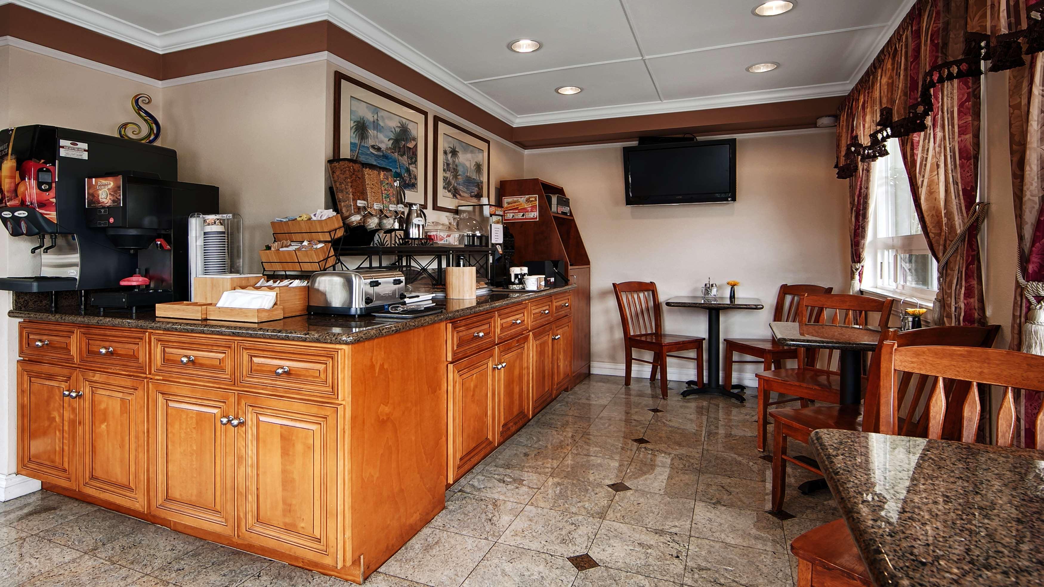 Hotel Western Tradewinds