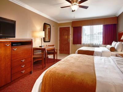 Western Tradewinds Hotel 3*